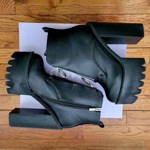 LAMODA Platform Boots